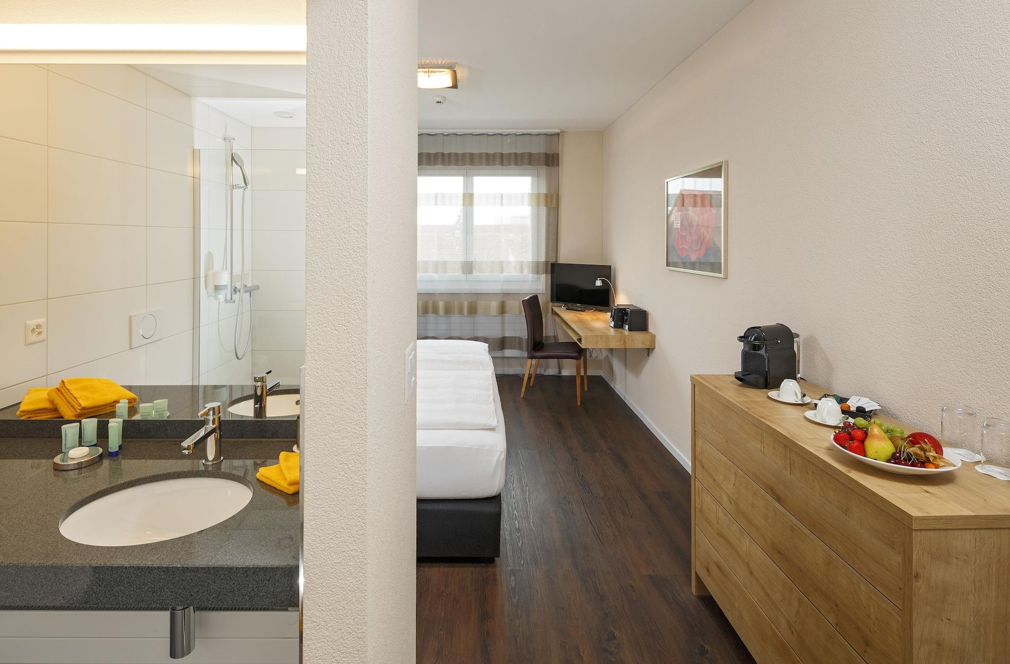 Villmergen Swiss Quality Hotel Eksteriør bilde
