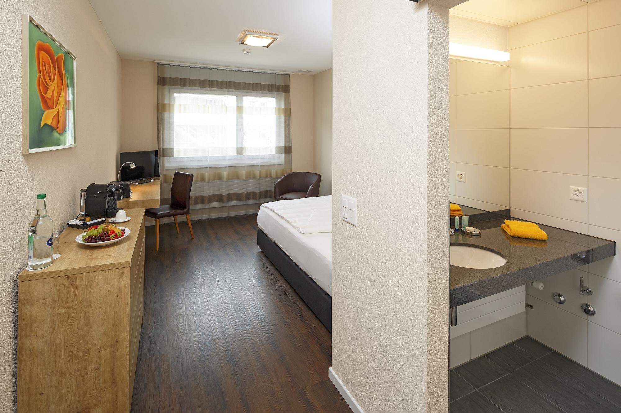 Villmergen Swiss Quality Hotel Eksteriør bilde
