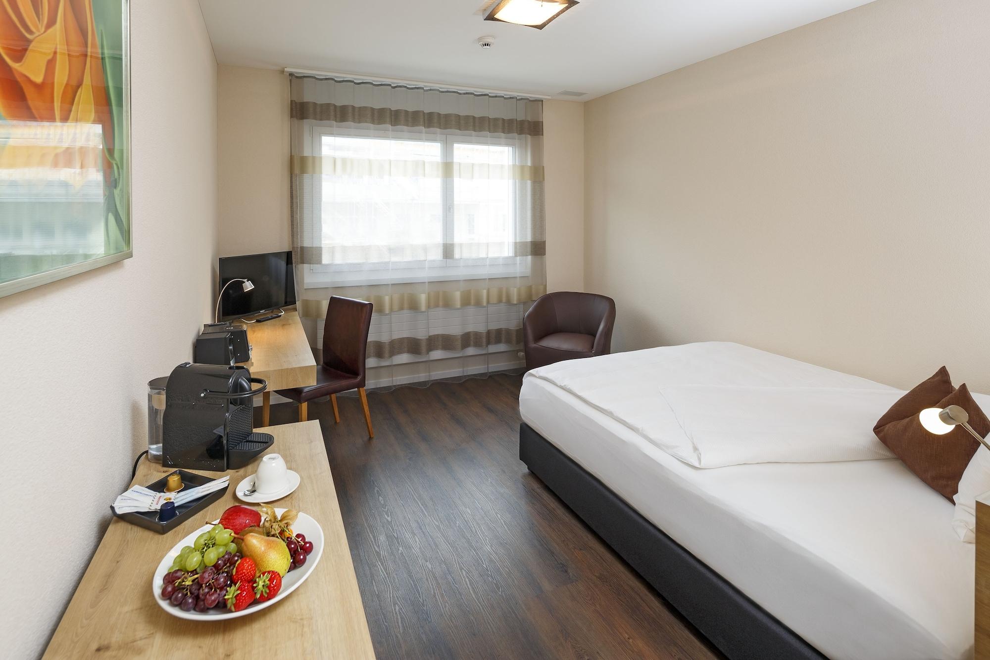 Villmergen Swiss Quality Hotel Eksteriør bilde