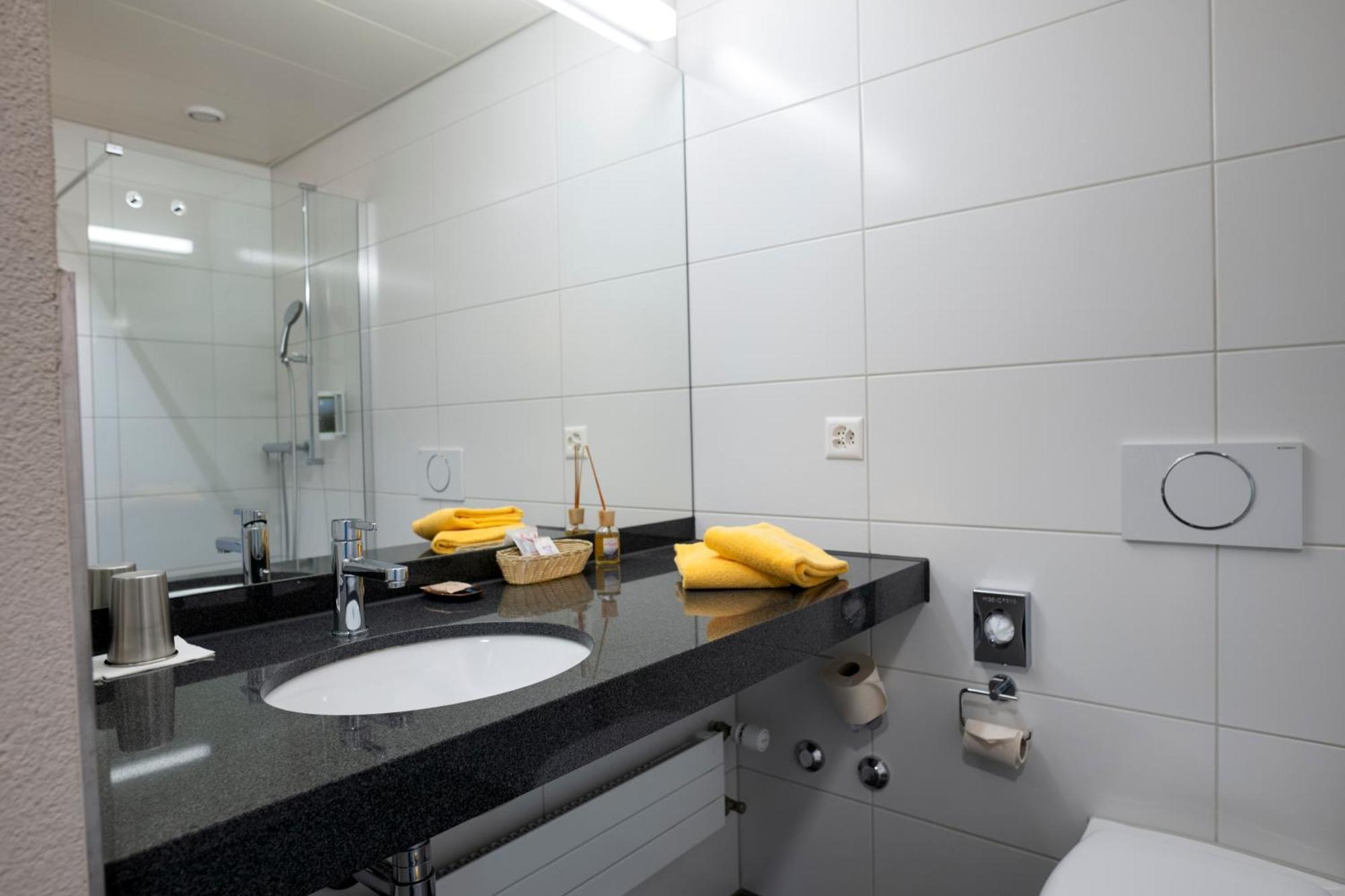 Villmergen Swiss Quality Hotel Eksteriør bilde